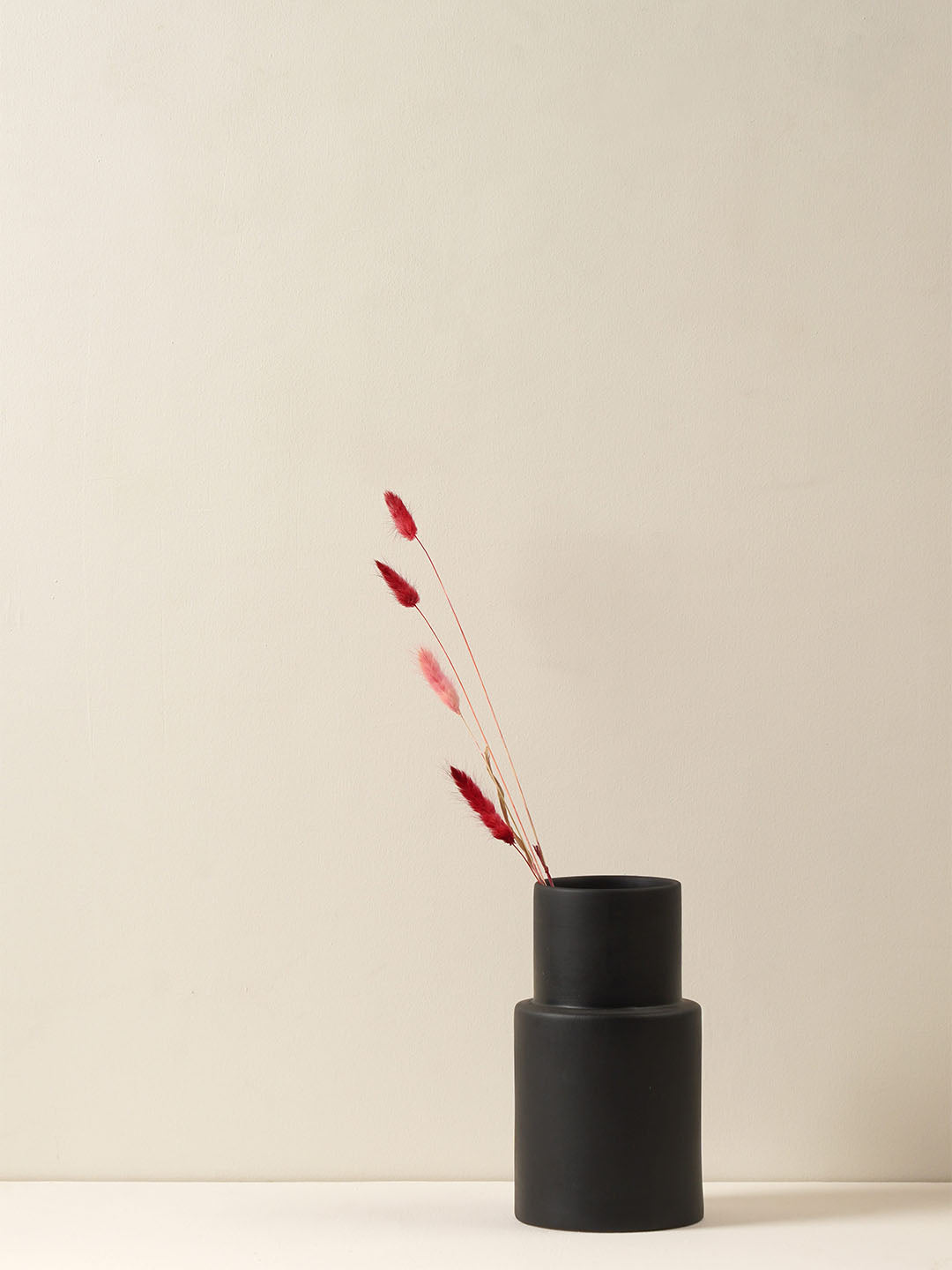 Kane Vase Black