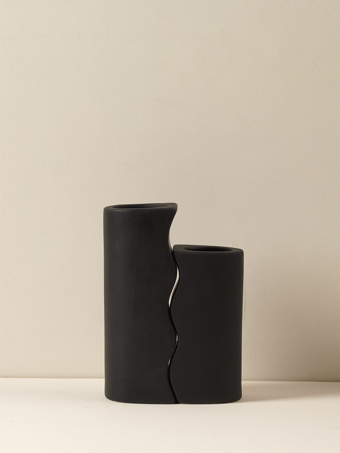 Couple Vase Black Set of 2