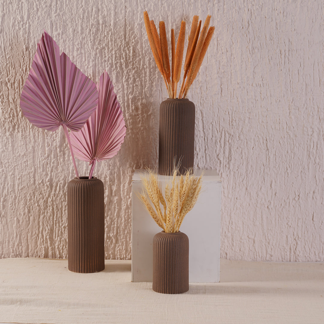 Ribbed Vase set of 3