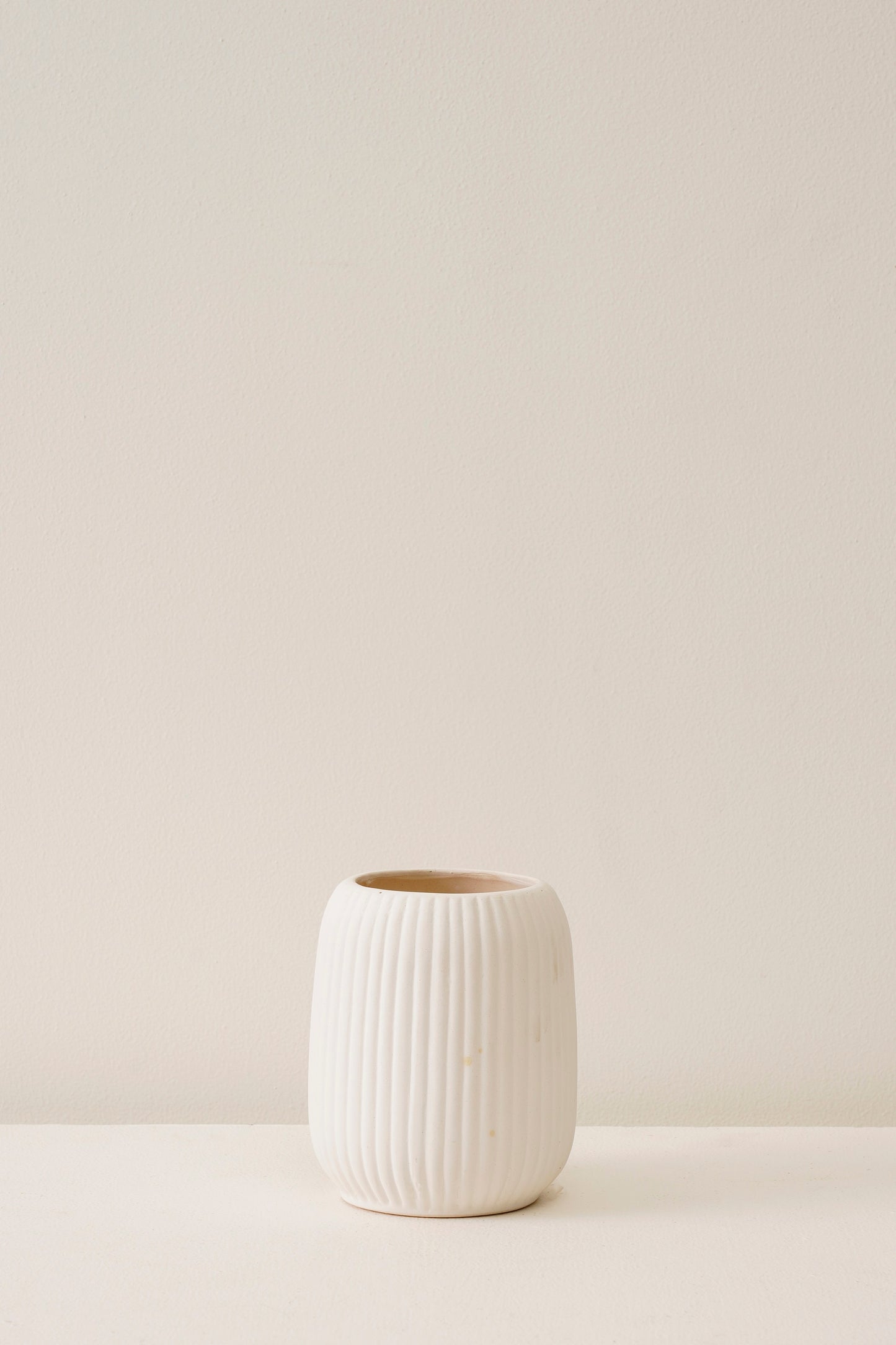 Ivory Vase Big