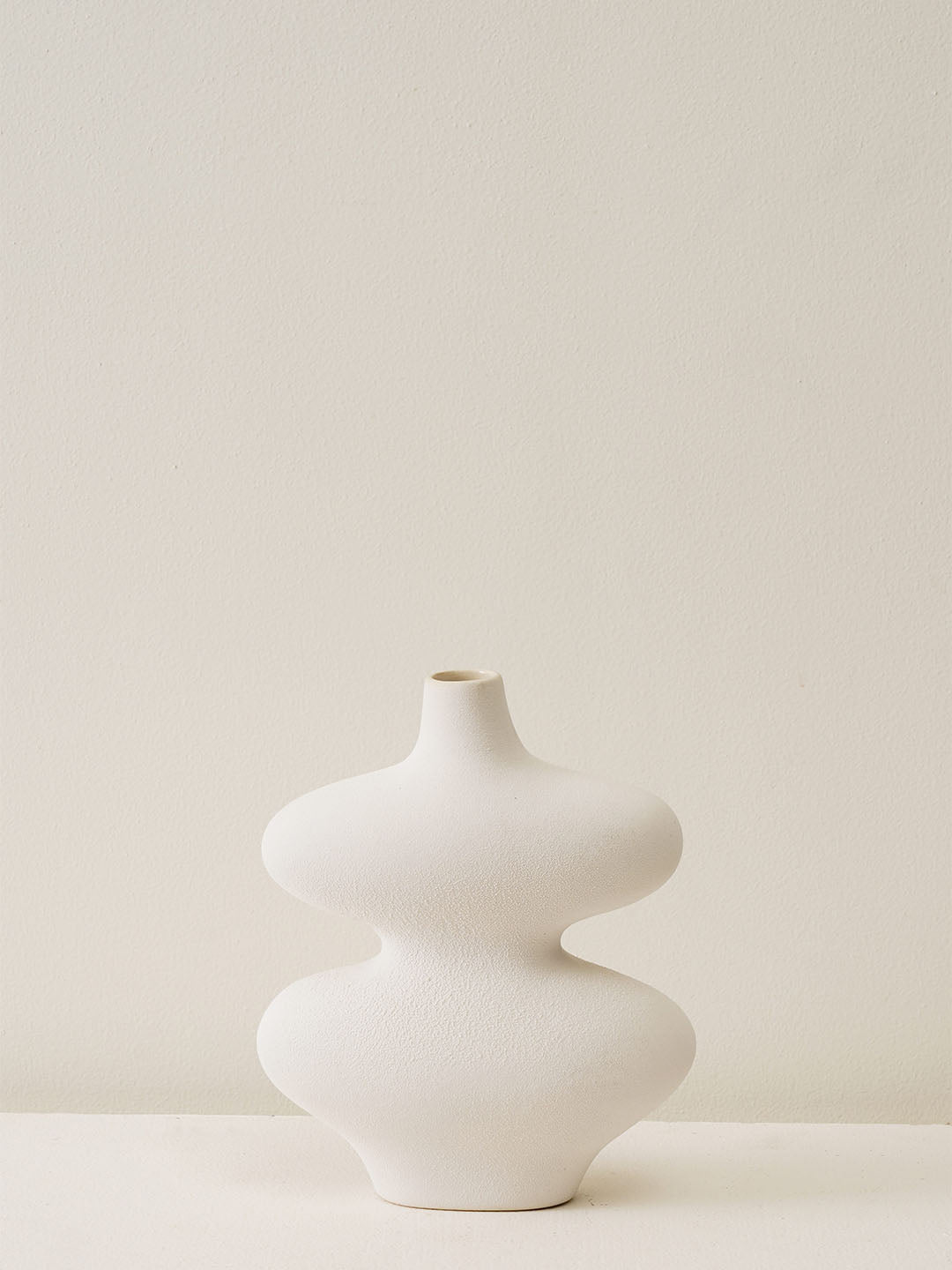 Infinity Vase Set - White & Black