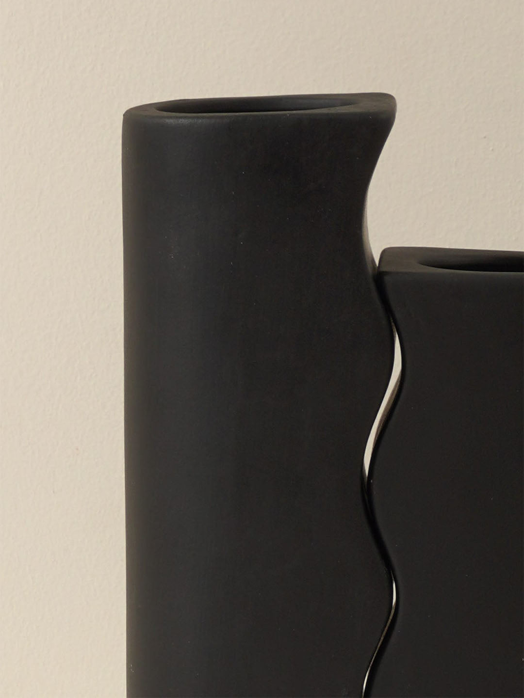 Couple Vase Black Set of 2