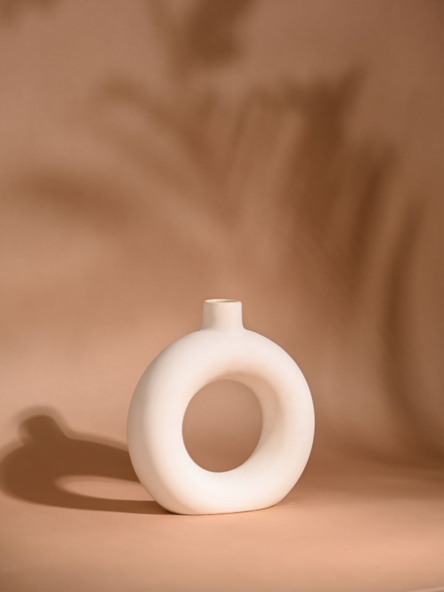 Donut Vase White Set of 2