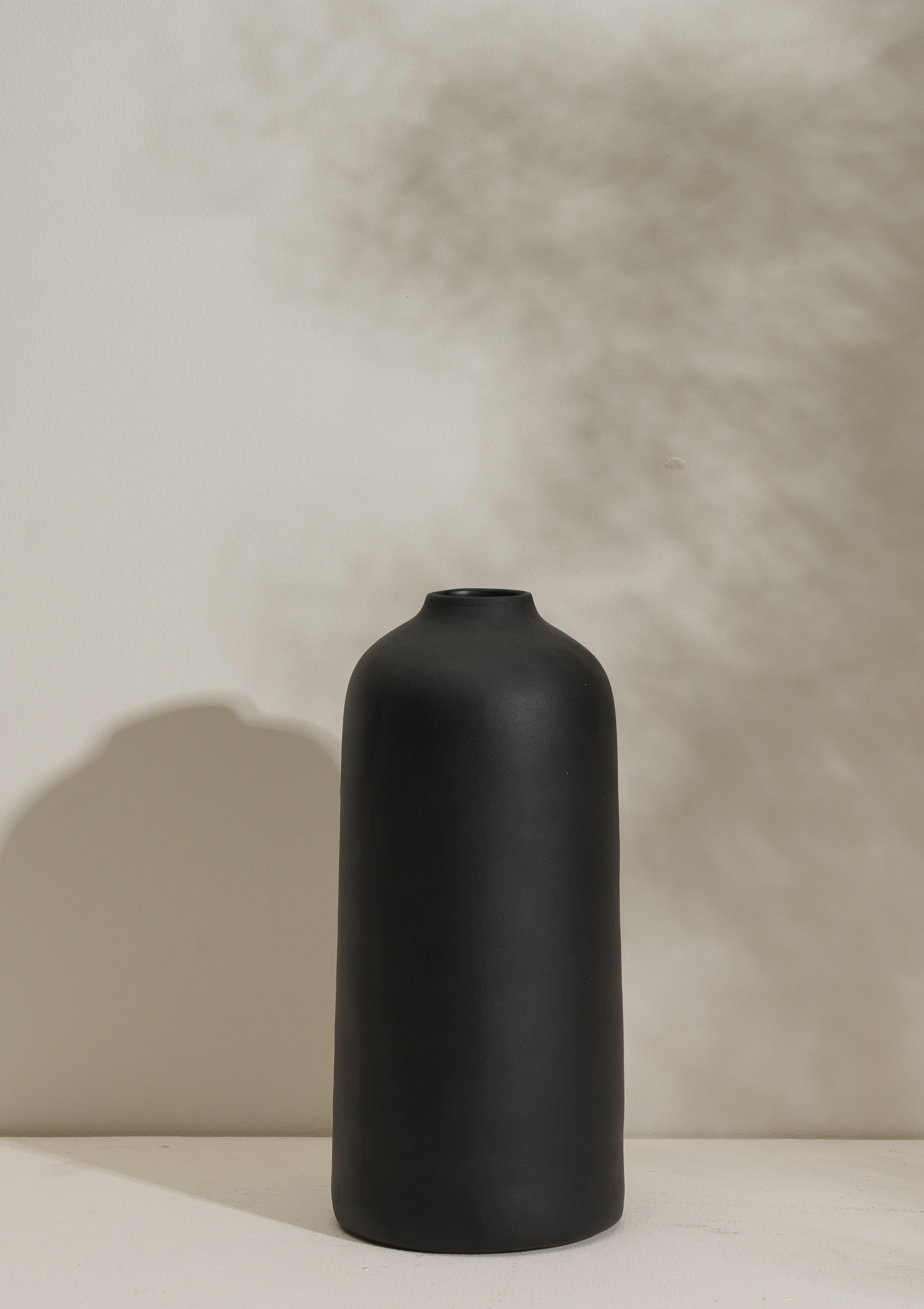 Moonlight Vase Set - White/Black