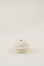 Pluto Vase - White