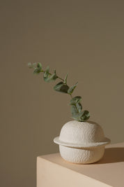 Pluto Vase - White
