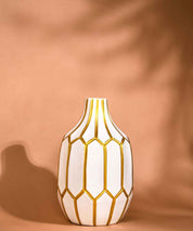 Saskia Vase - White