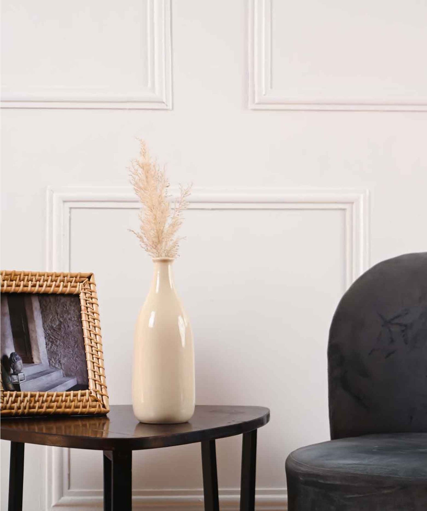 ARISEN  VASE
