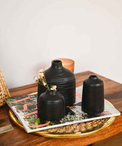 Akai Vase - Black
