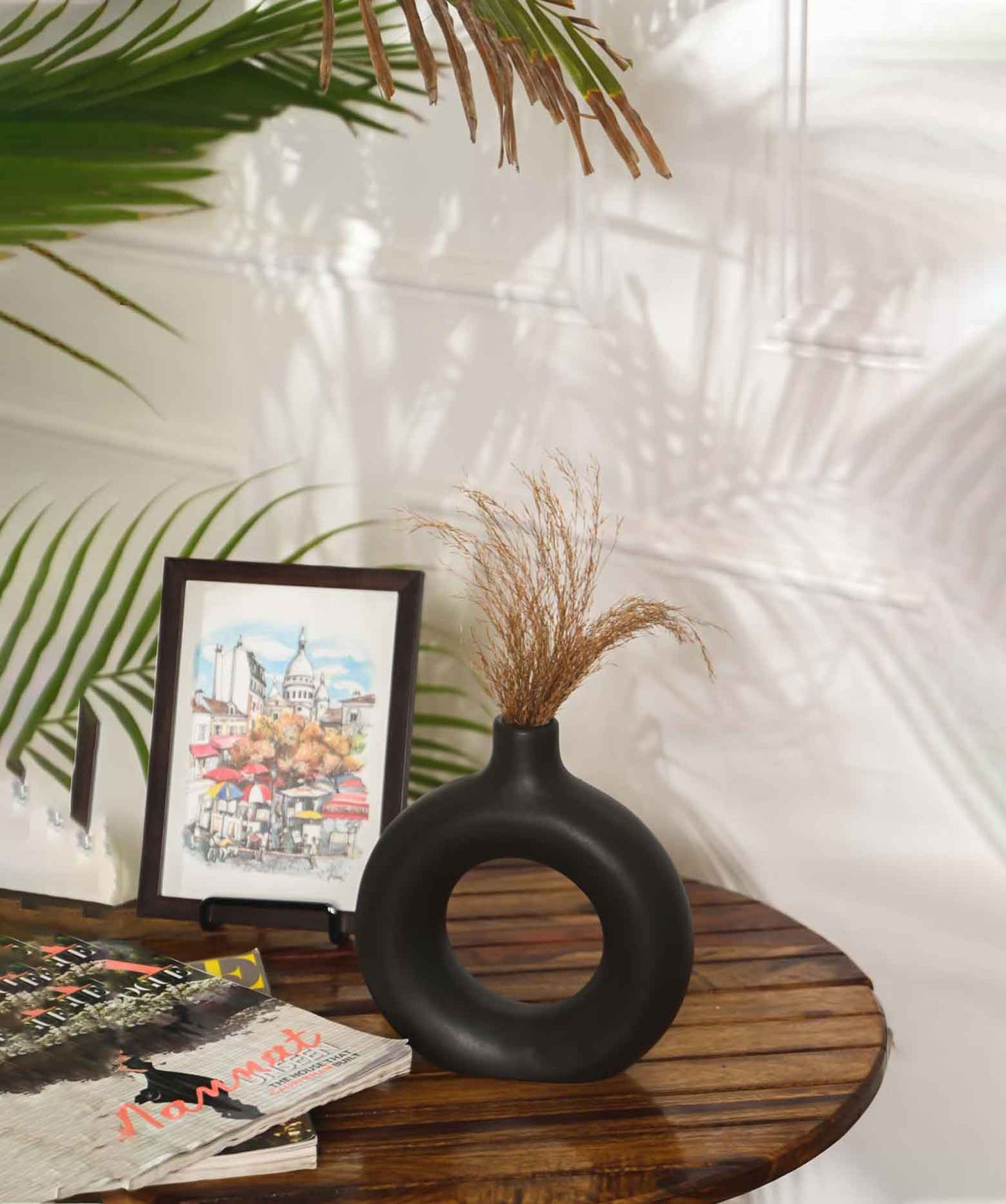 BLACK DONUT 8 INCH