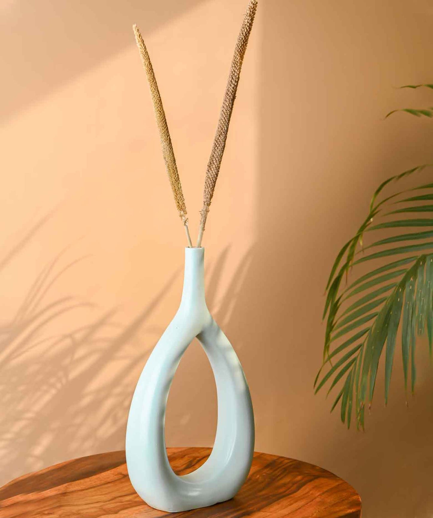 Hollow Vase - Blue