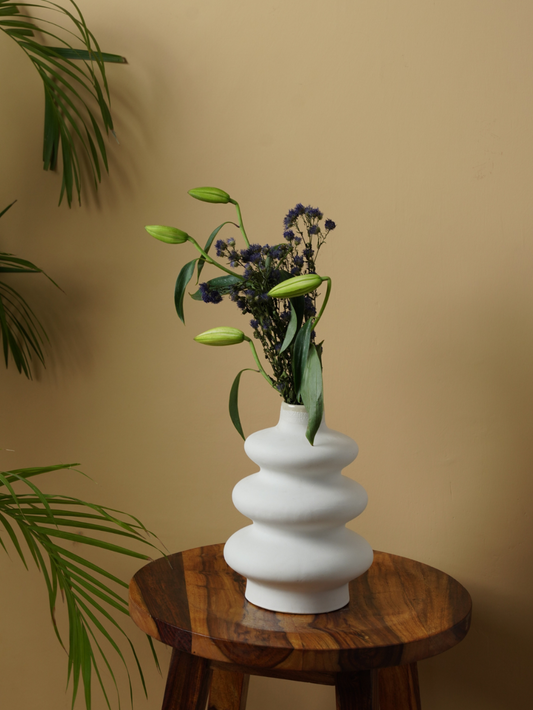 Big Orbit Vase